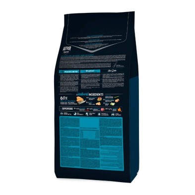 Ownat Autor Gato Fresh Oily Fish & Aves domésticas 1.5 KG